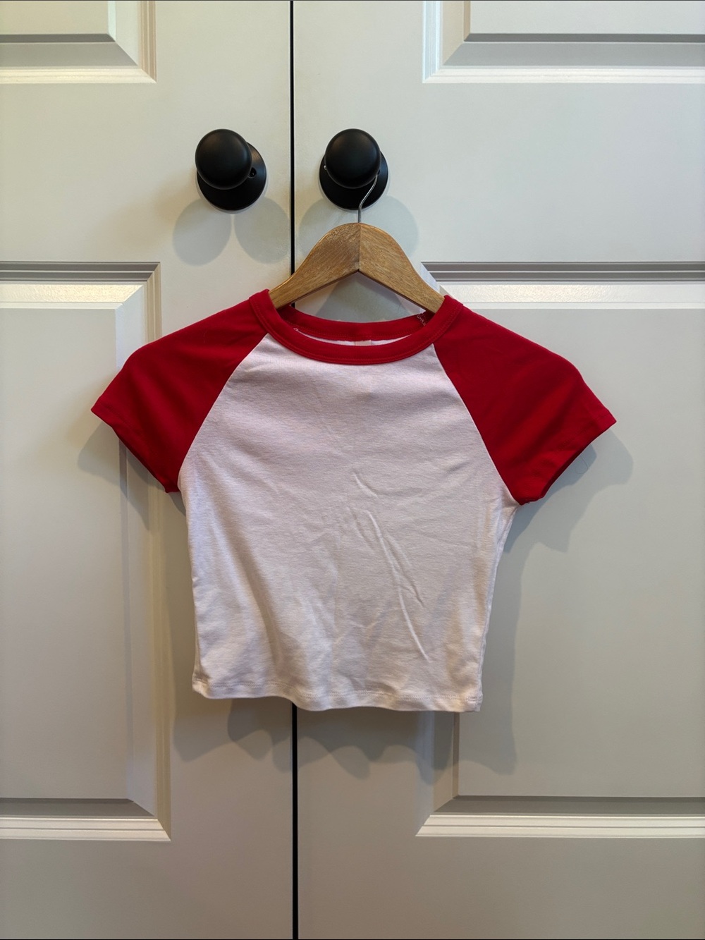 Amazon Red & White Raglan Crop Tee - Short Sleeve
